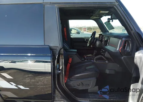 2023 Ford Bronco Raptor z USA, uszkodzony, nr VIN 1FMEE5JR8PLA93615